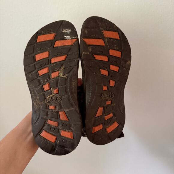 Chaco’s Kids Floral Strap Sandals Sz 2 Youth - Picture 6 of 6